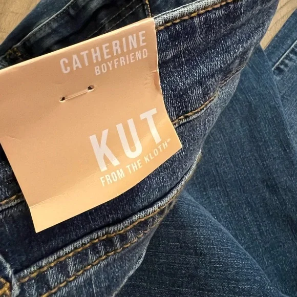 Kut From The Kloth Catherine Boyfriend Jeans - Size 16 - Picture 9 of 9
